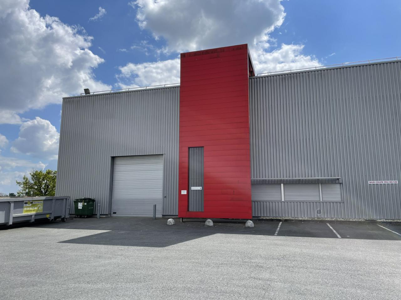 Local d'activité Blanquefort 635m² Location local d'activité Blanquefort Gironde OLACT2311443 3